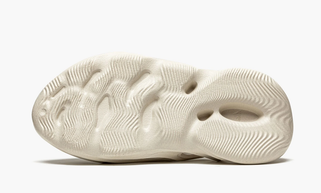 Yeezy Foam RNNR Ararat