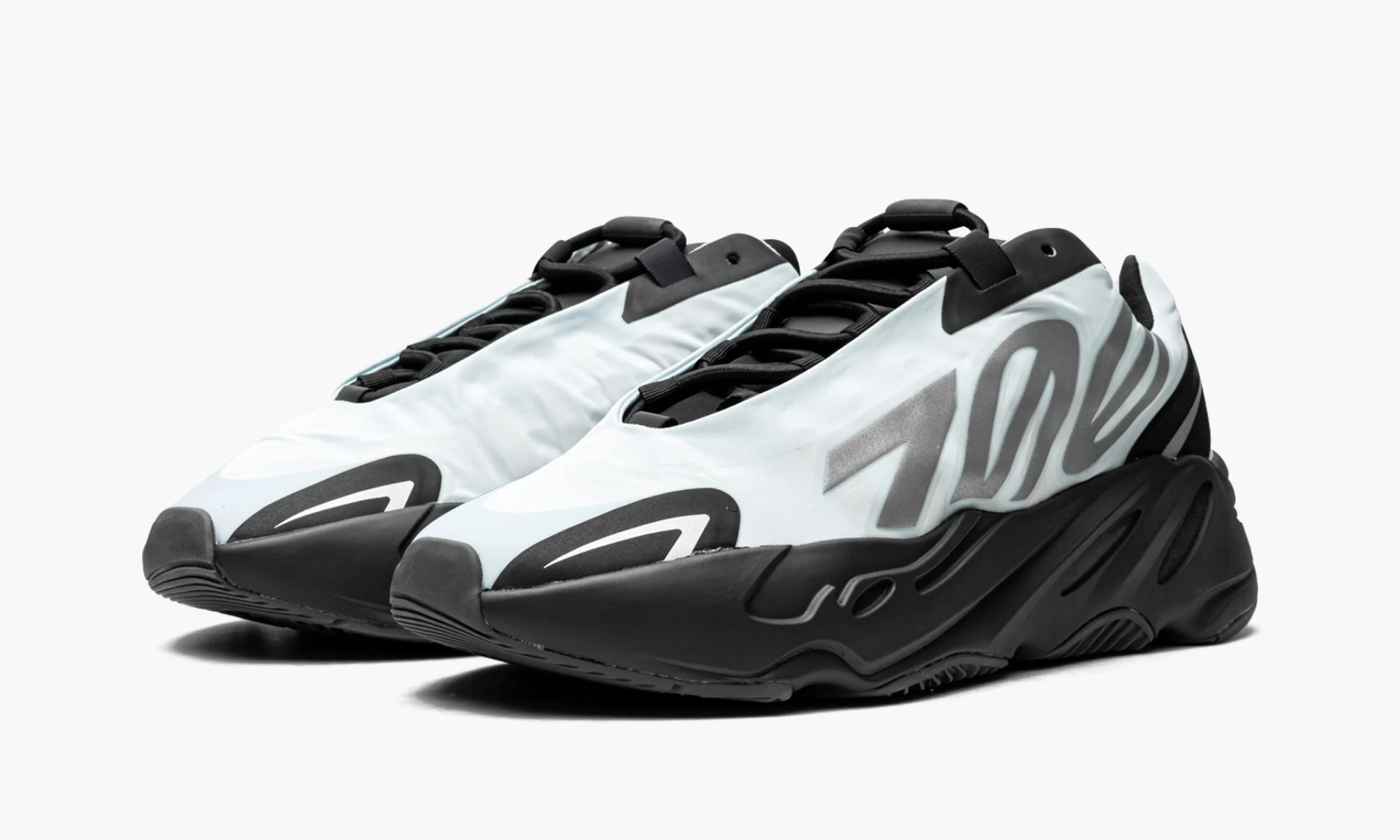 Yeezy Boost 700 MNVN Blue Tint