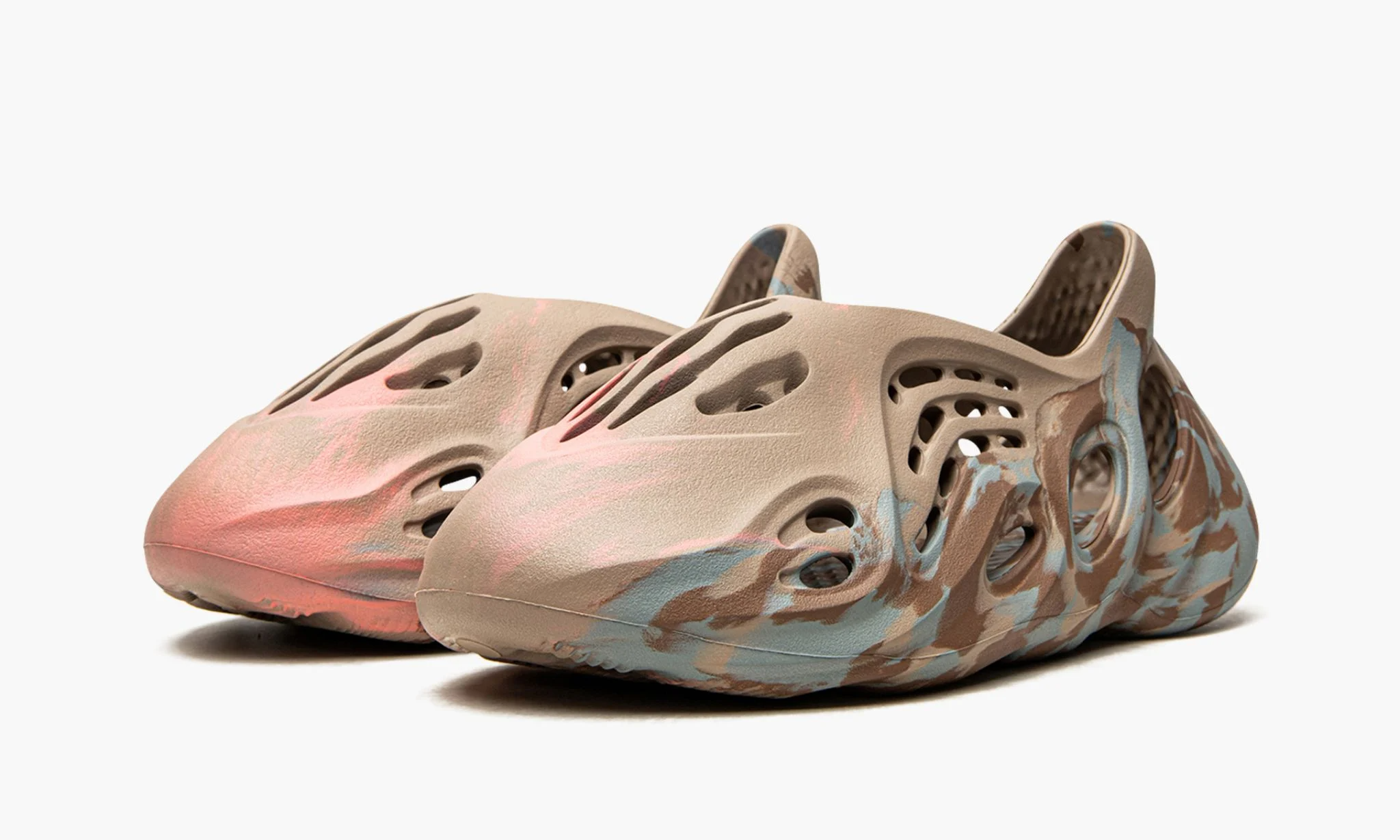 Yeezy Foam RNNR MX Sand Grey