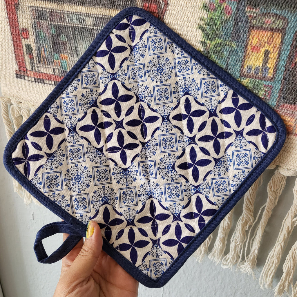 Peranakan Tiles Oven Mitt & Pot holder