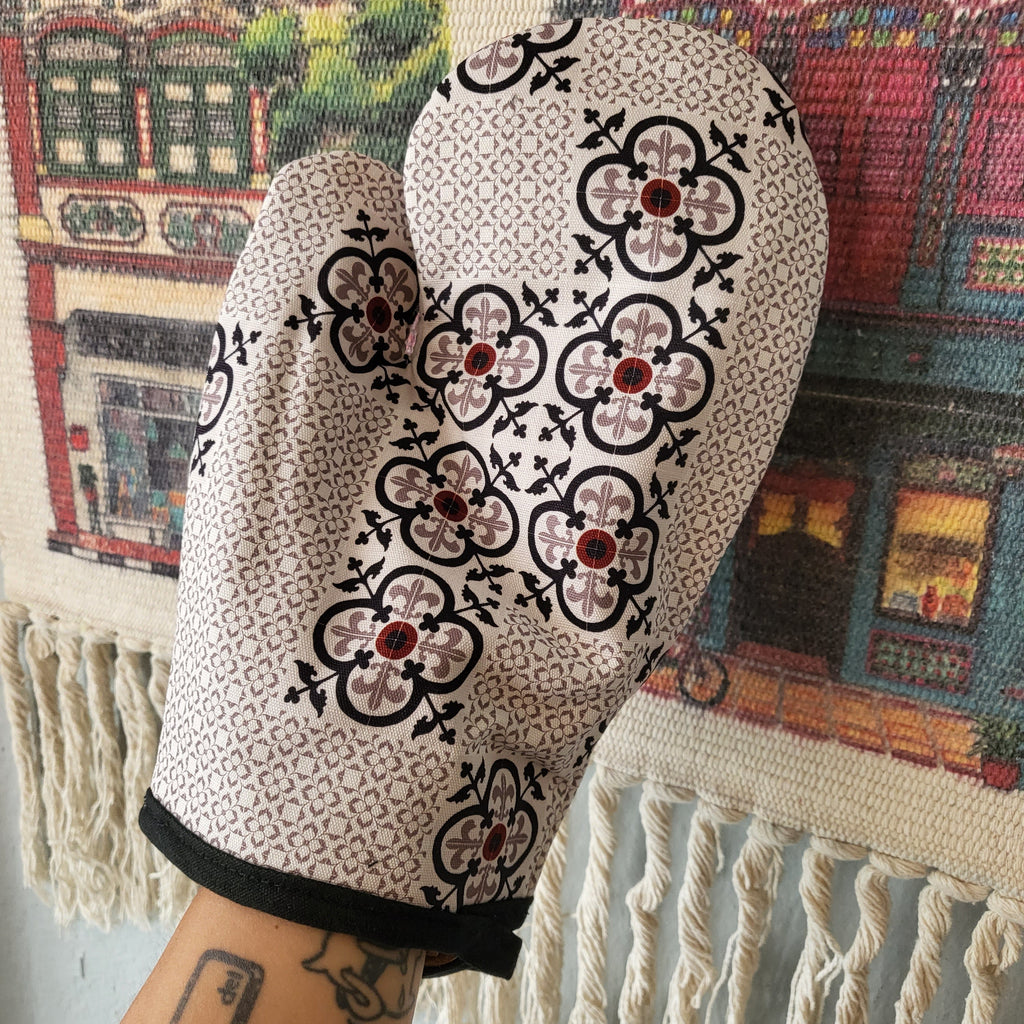 Peranakan Tiles Oven Mitt & Pot holder
