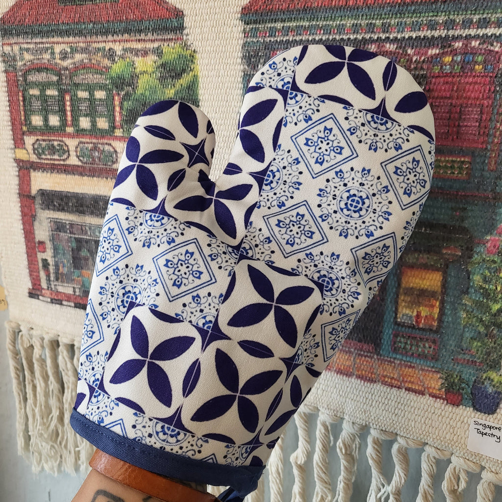 Peranakan Tiles Oven Mitt & Pot holder
