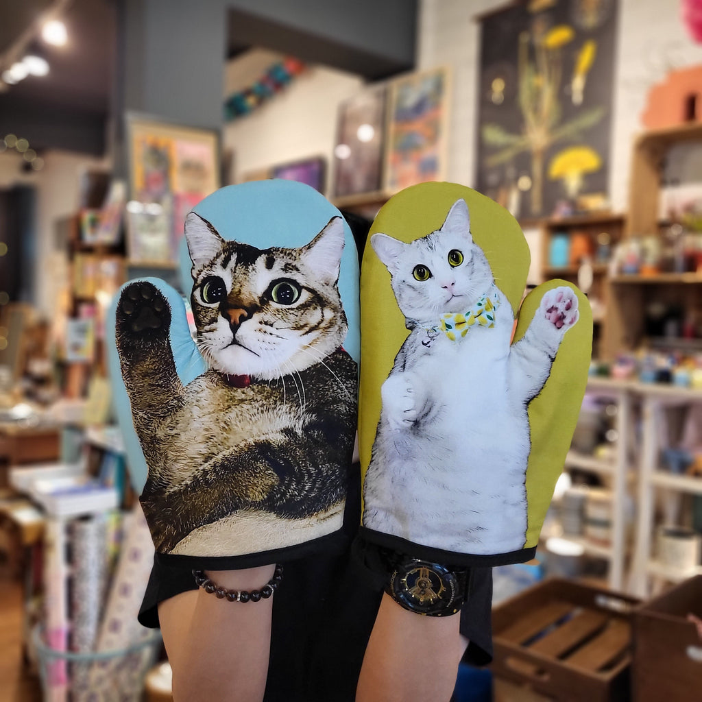 Cat Socrates Oven Mitt