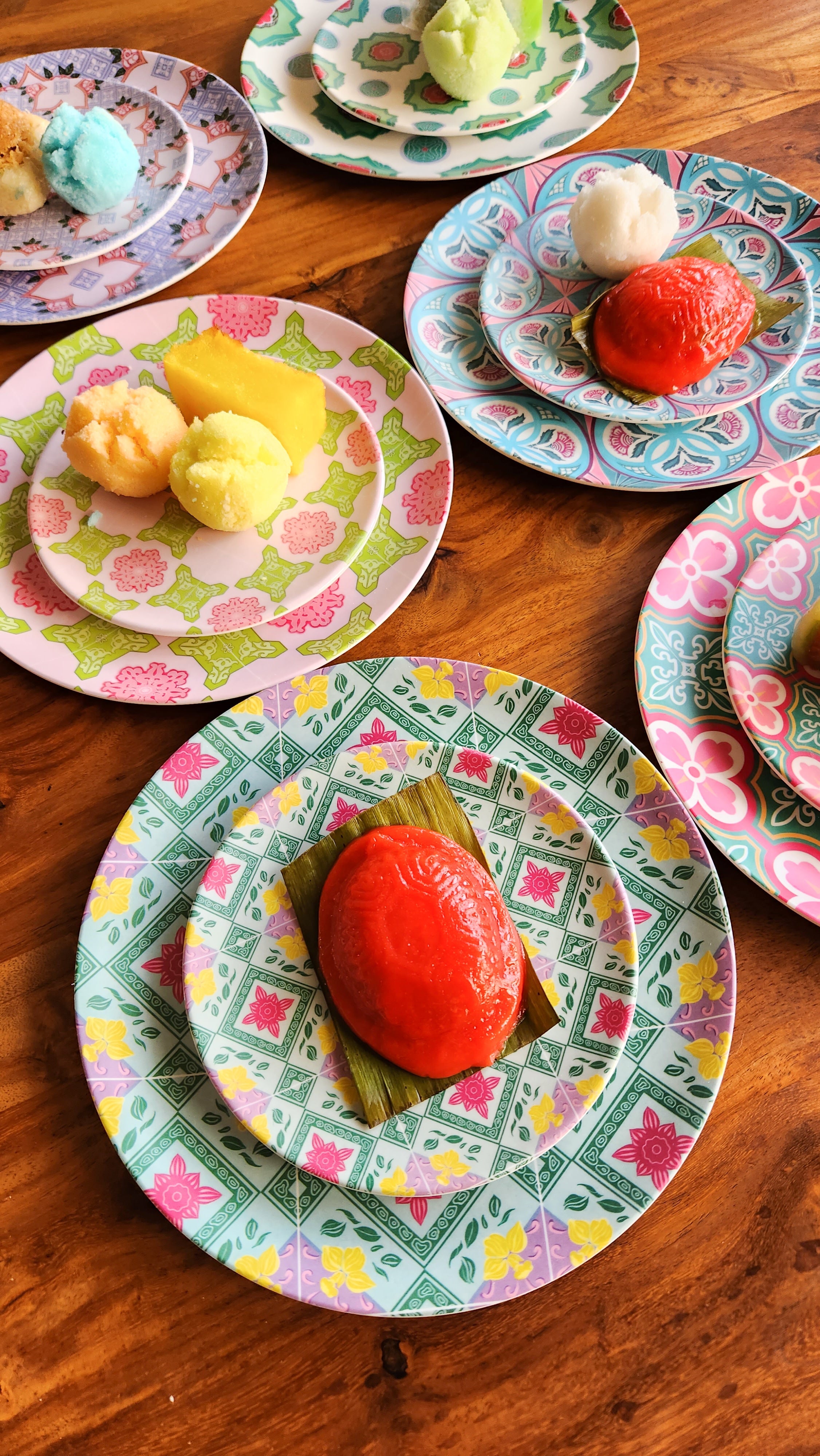 Peranakan Tile Bamboo Plate - Square flowers