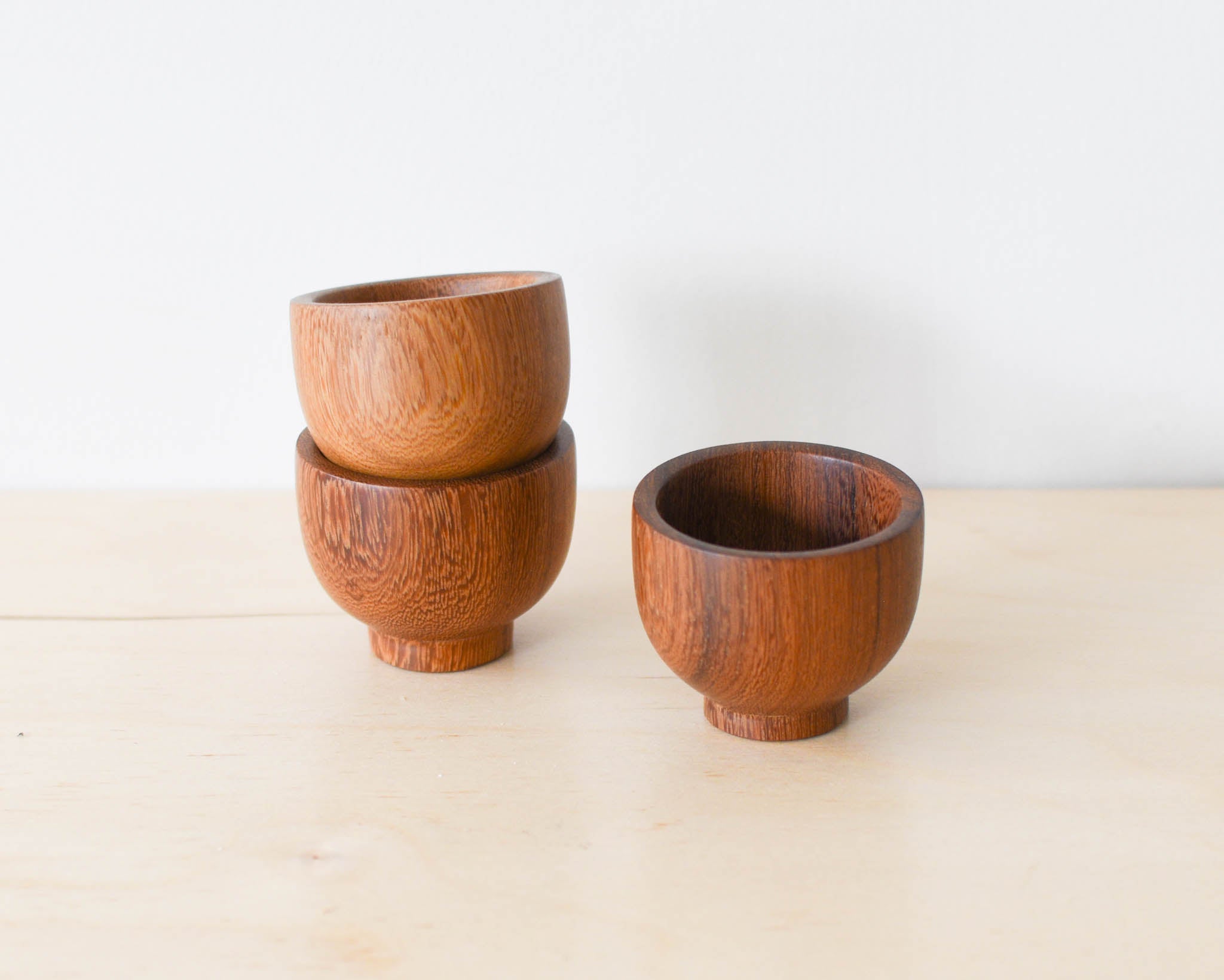 Tropical Wood Pinch Bowl