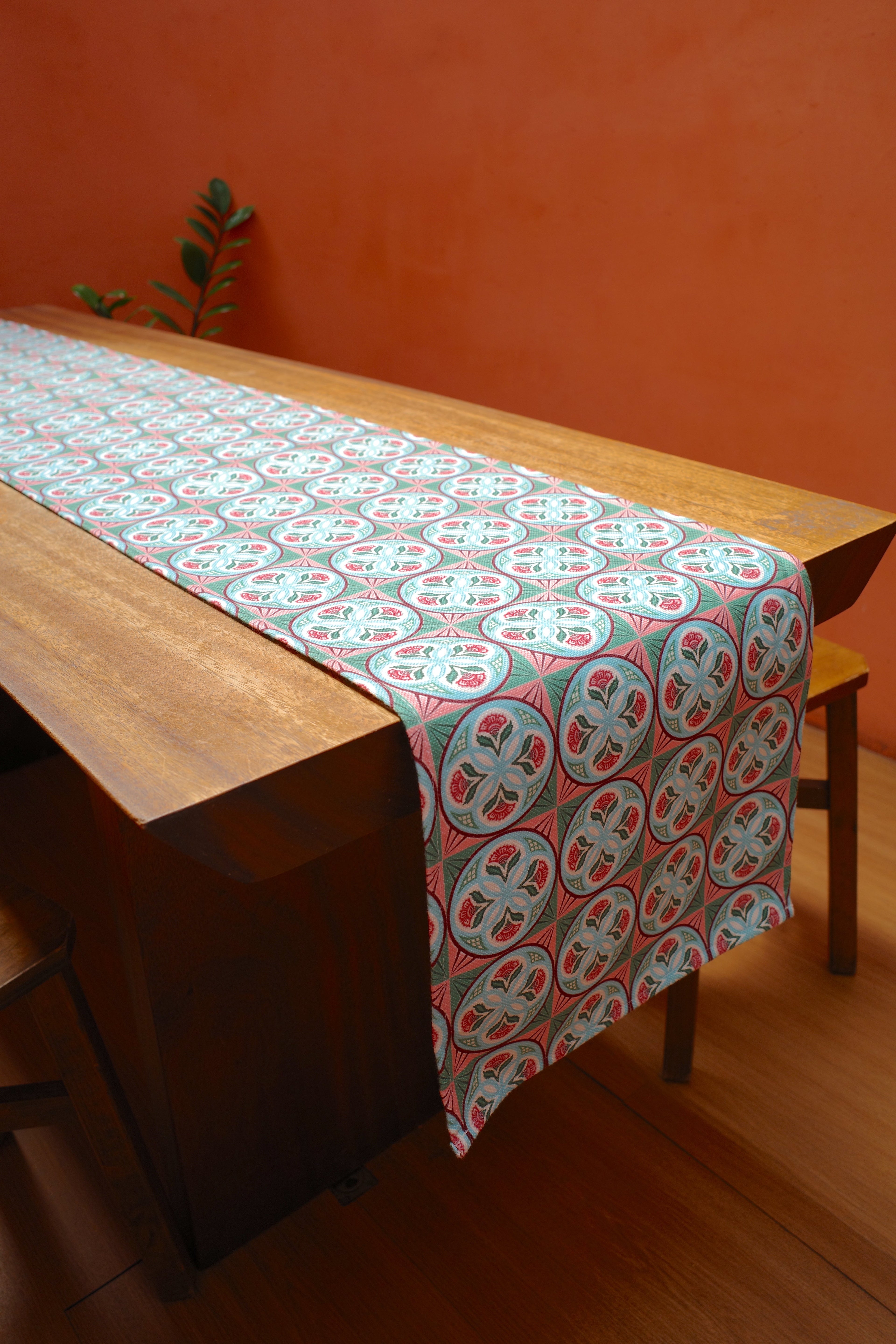 Peranakan Tile Table Runner in Circle Flower