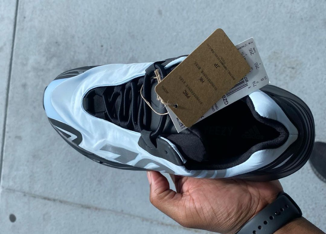 Yeezy Boost 700 MNVN Blue Tint