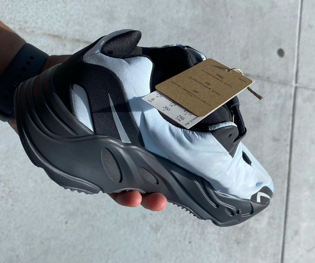 Yeezy Boost 700 MNVN Blue Tint