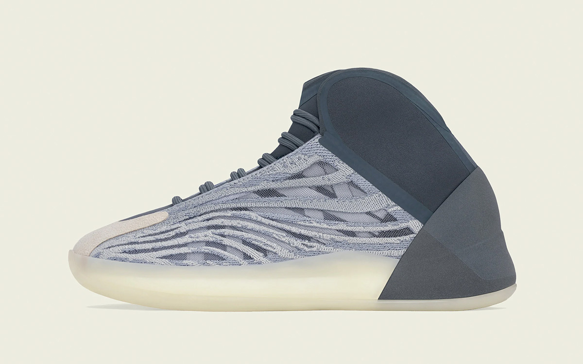 Yeezy Quantum “Mono Carbon”
