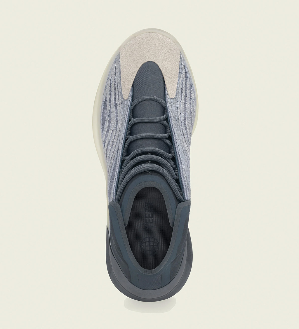 Yeezy Quantum “Mono Carbon”