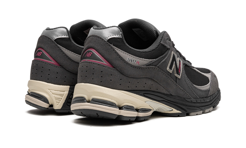 2002R "Grey / Black"