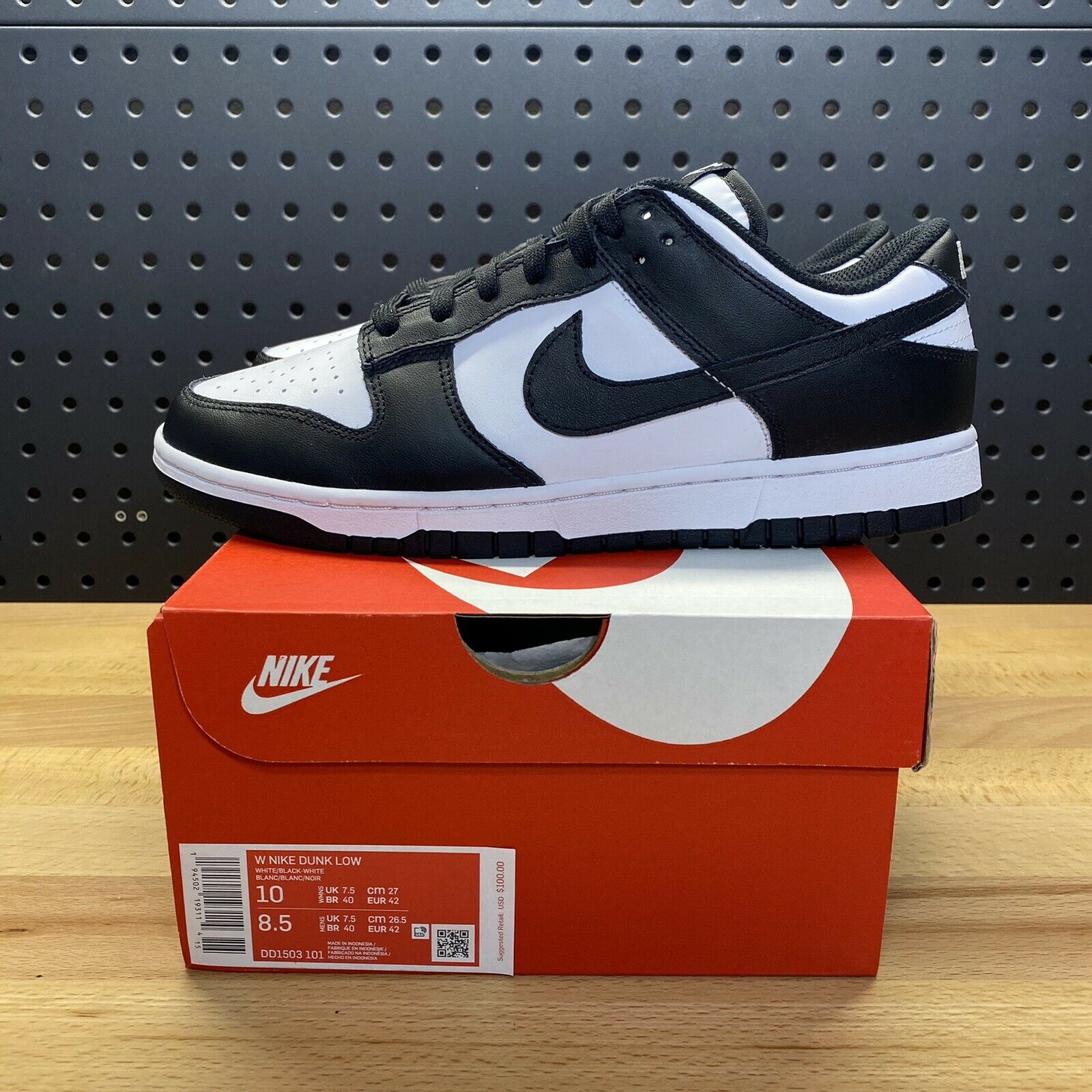 Nike Dunk Low “White/Black”