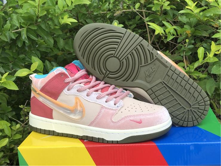Social Status x Dunk Mid 'Strawberry Milk'