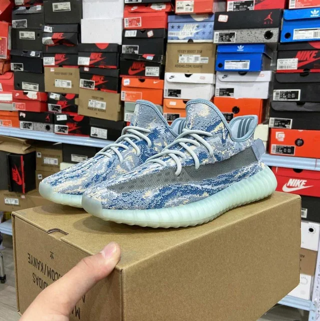 Yeezy Boost 350 V2 MX Frost Blue